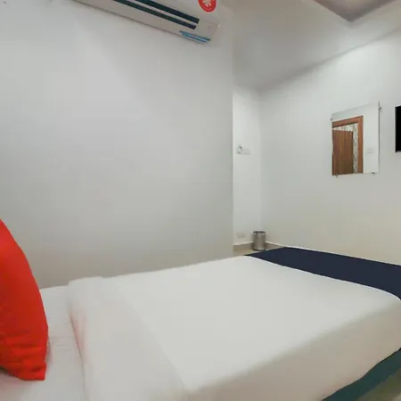 Capital O 70666 Colleins Holiday Homes